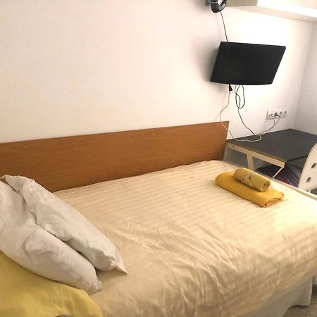 Flores Bliss Apartment Sitges Bagian luar foto