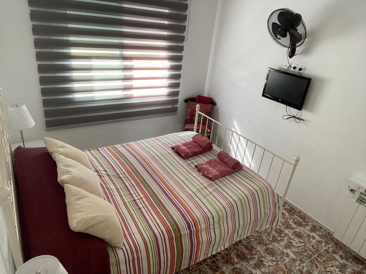 Flores Bliss Apartment Sitges Bagian luar foto