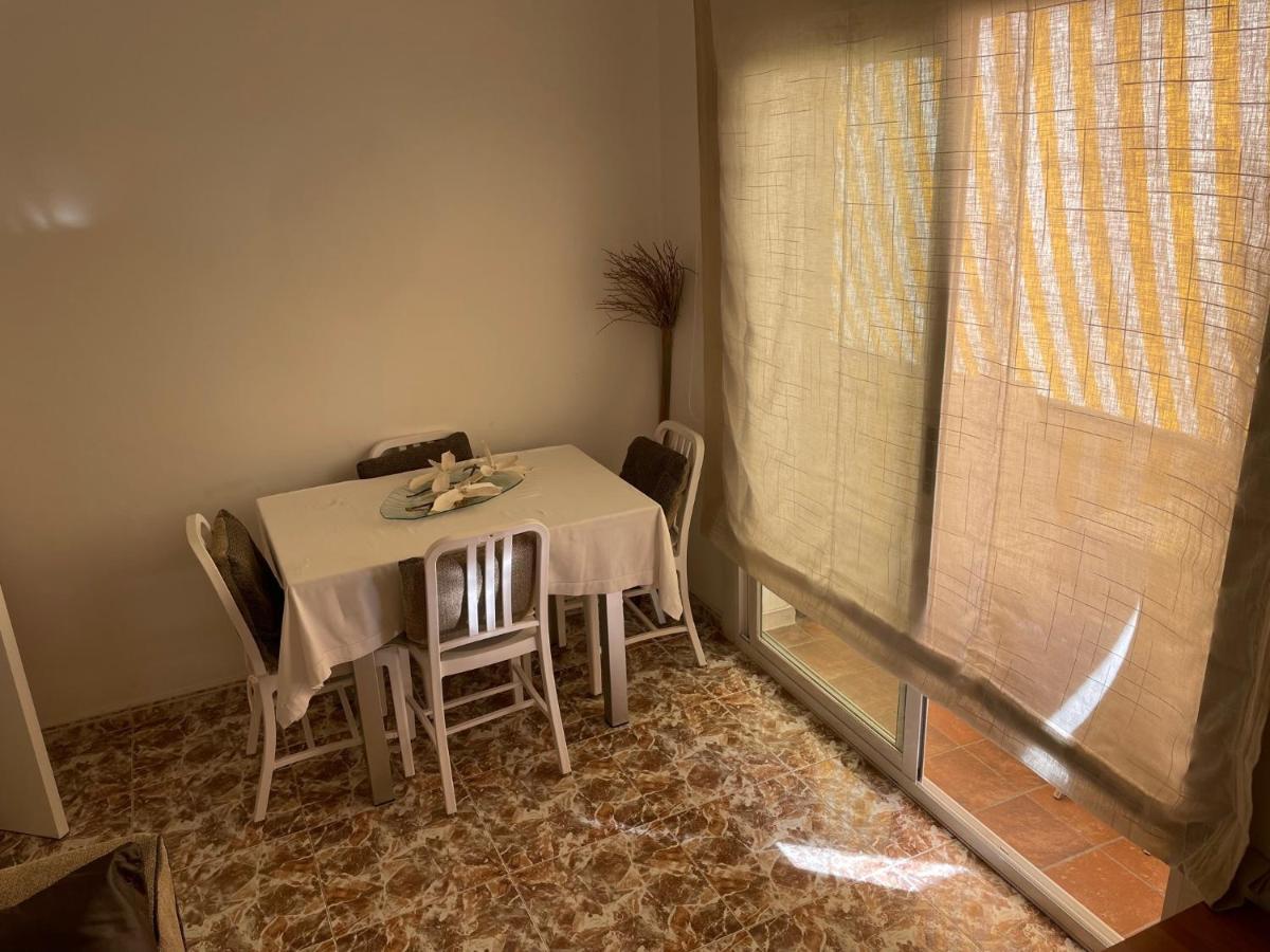 Flores Bliss Apartment Sitges Bagian luar foto