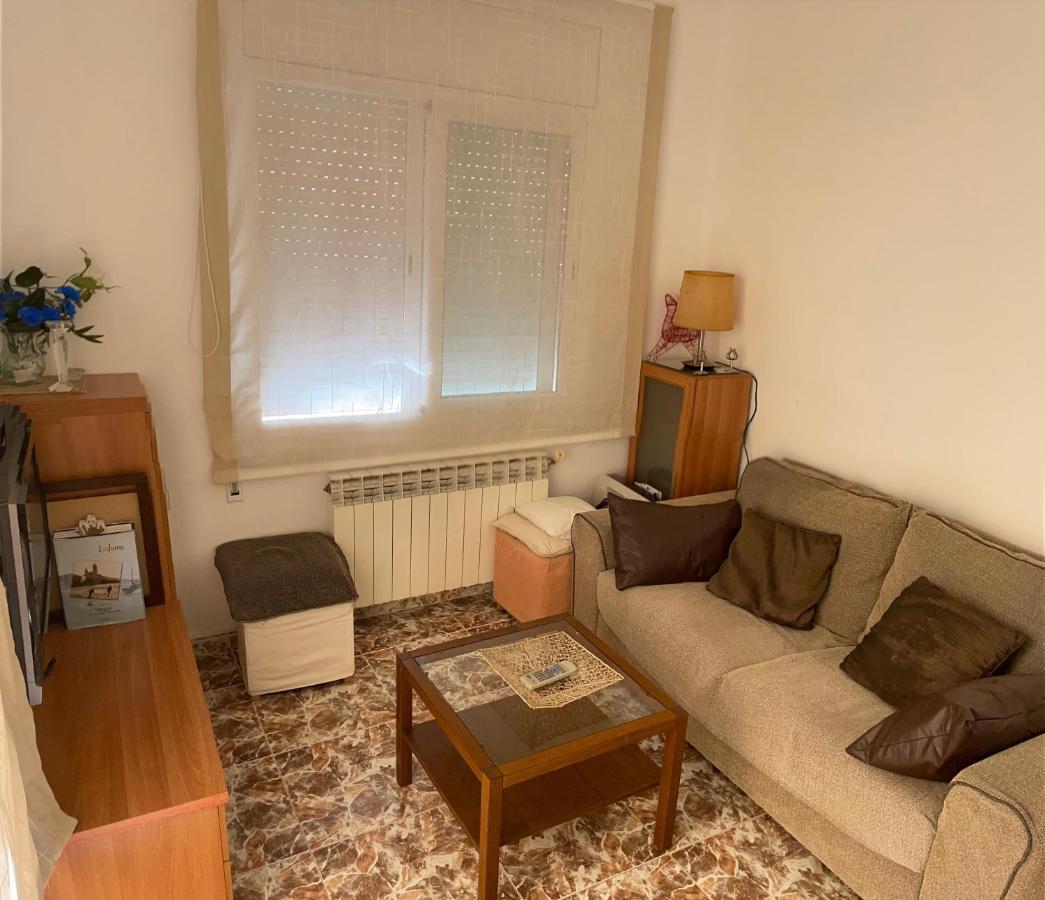 Flores Bliss Apartment Sitges Bagian luar foto